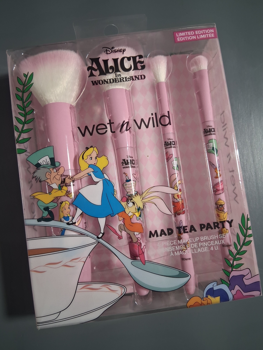 Wet n Wild Alice in Wonderland Bundle - Picture 5 of 16
